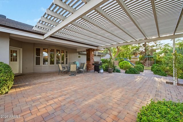 834 E SAN ANGELO Avenue, Gilbert, AZ 85234