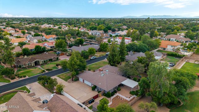 834 E SAN ANGELO Avenue, Gilbert, AZ 85234