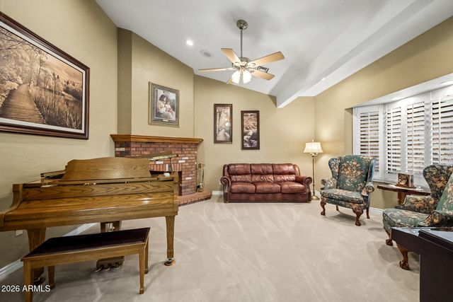 834 E SAN ANGELO Avenue, Gilbert, AZ 85234