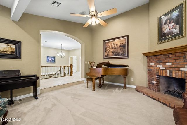 834 E SAN ANGELO Avenue, Gilbert, AZ 85234