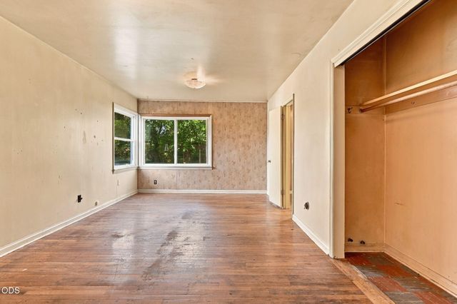 121 Elk Street, Medford, OR 97501