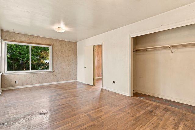121 Elk Street, Medford, OR 97501