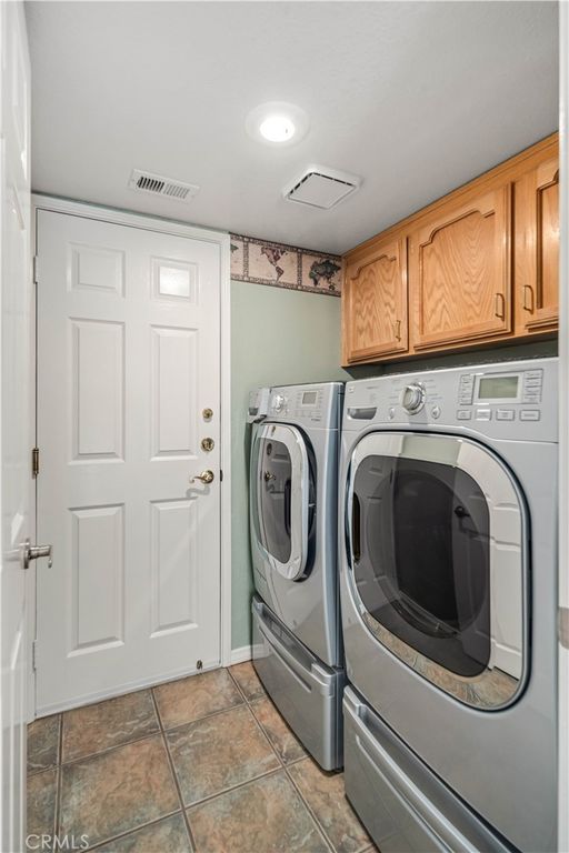 Image 21 of property listing at 4040 Stetson, Rosamond, CA 93560