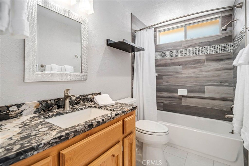 Image 31 of property listing at 4040 Stetson, Rosamond, CA 93560