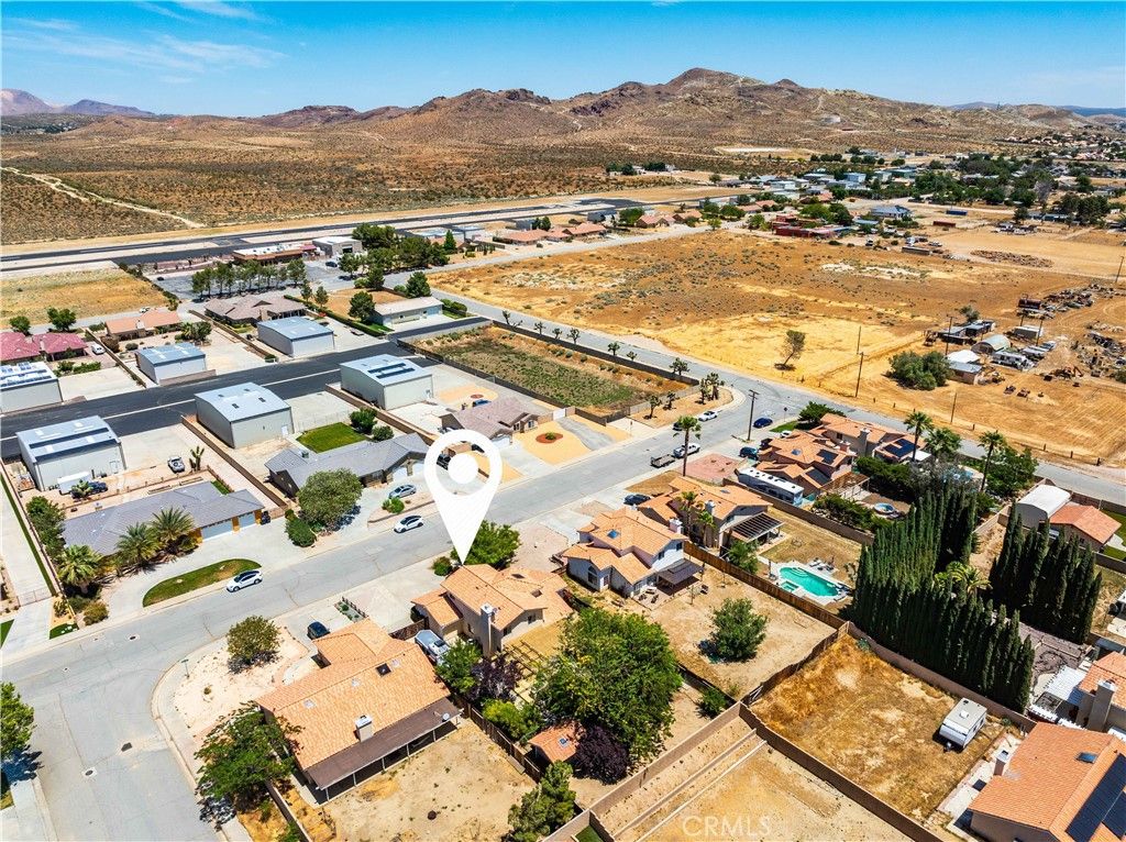 Image 45 of property listing at 4040 Stetson, Rosamond, CA 93560