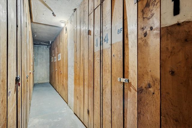 40 N Tower Road 8F, Oak Brook, IL 60523