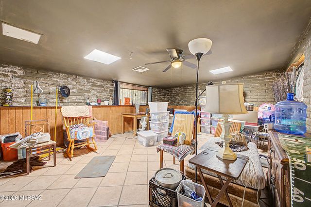 1801 N Rosemont Boulevard, Tucson, AZ 85712