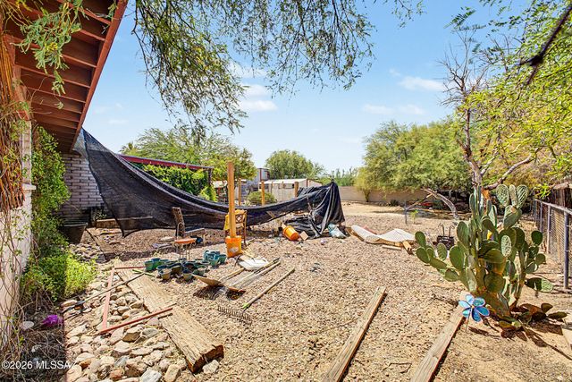 1801 N Rosemont Boulevard, Tucson, AZ 85712
