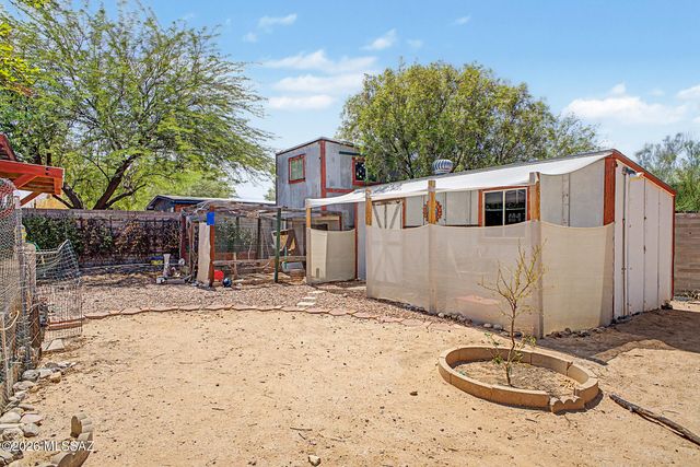 1801 N Rosemont Boulevard, Tucson, AZ 85712