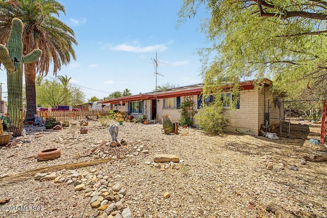1801 N Rosemont Boulevard, Tucson, AZ 85712