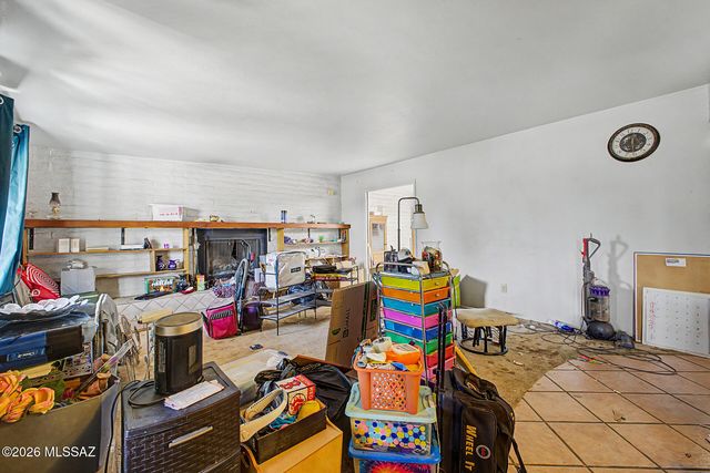 1801 N Rosemont Boulevard, Tucson, AZ 85712