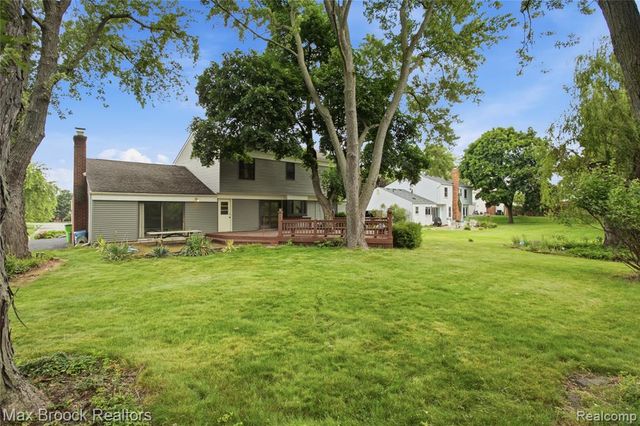 4259 Savoie Trail, West Bloomfield, MI 48323