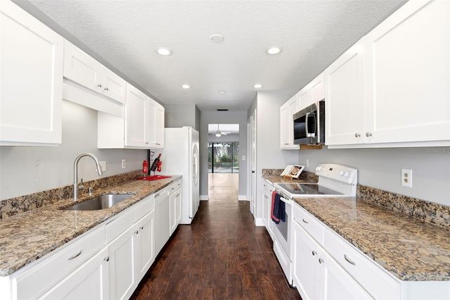 1027 HORNBEAM STREET, Oviedo, FL 32765