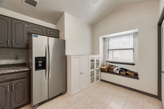 17490 Meandering Way 202, Dallas, TX 75252