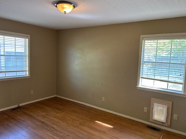 801 W 17th Terrace, Russellville, AR 72801