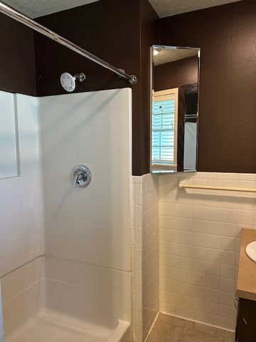 801 W 17th Terrace, Russellville, AR 72801