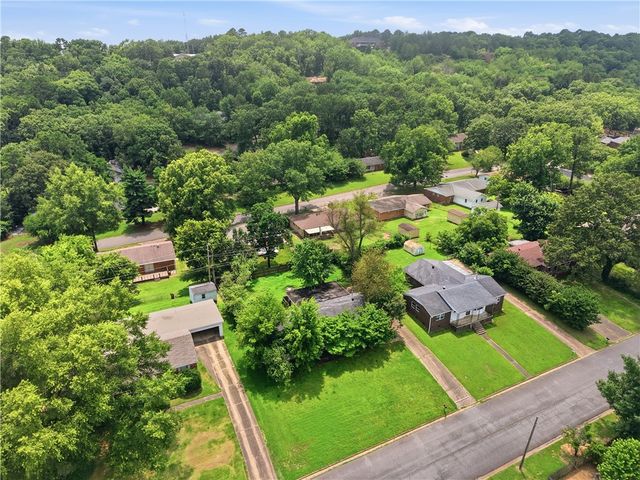 801 W 17th Terrace, Russellville, AR 72801