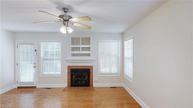 3879 WOOD Avenue, Archdale, NC 27263
