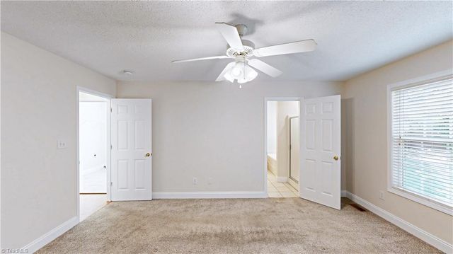 3879 WOOD Avenue, Archdale, NC 27263