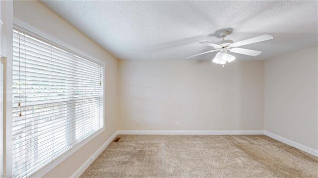 3879 WOOD Avenue, Archdale, NC 27263