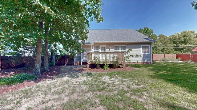 3879 WOOD Avenue, Archdale, NC 27263