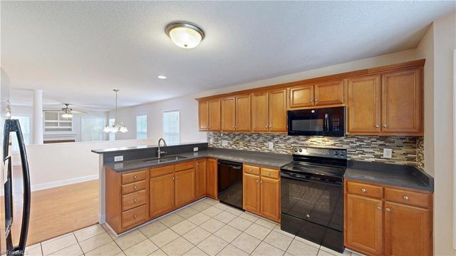 3879 WOOD Avenue, Archdale, NC 27263