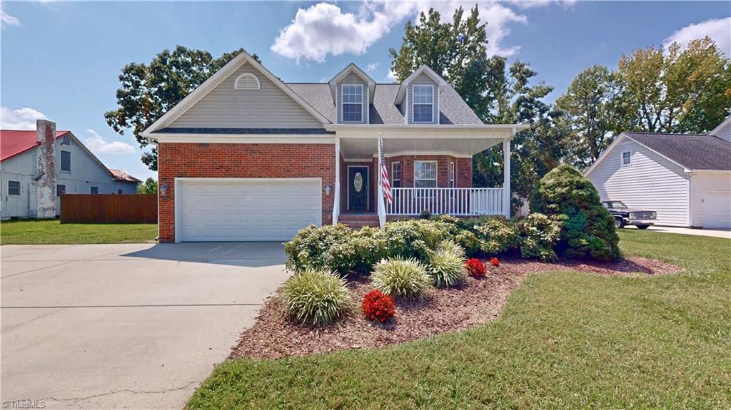 3879 WOOD Avenue, Archdale, NC 27263