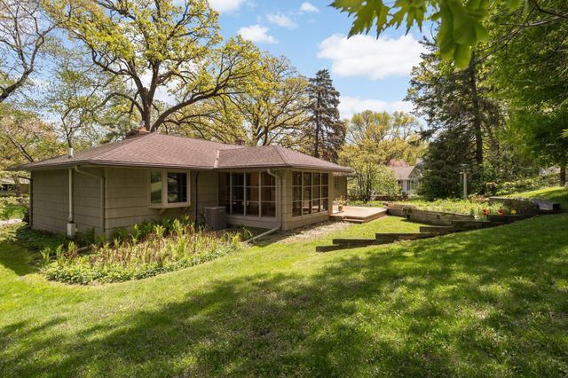 805 Kingsview Lane N, Plymouth, MN 55447