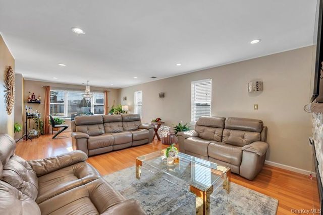 4312 Ava Road, Bethpage, NY 11714