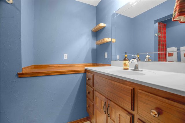1824 N Pershing Street, Fayetteville, AR 72704
