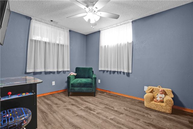 1824 N Pershing Street, Fayetteville, AR 72704