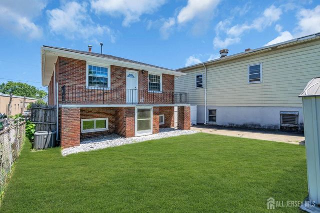 287 E Smith Street E, Woodbridge Proper, NJ 07095