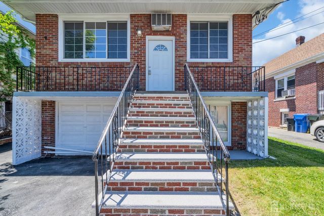 287 E Smith Street E, Woodbridge Proper, NJ 07095
