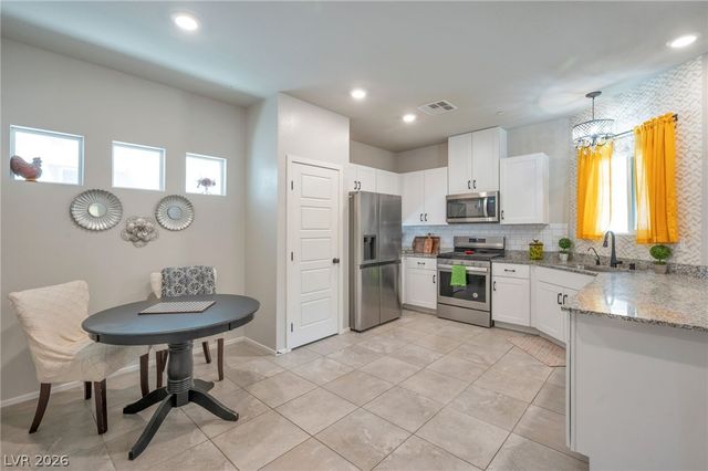 7469 Onyx Star Street, North Las Vegas, NV 89084