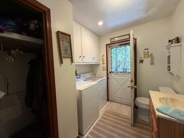 6412 E Higgins Lake Drive, Roscommon, MI 48653