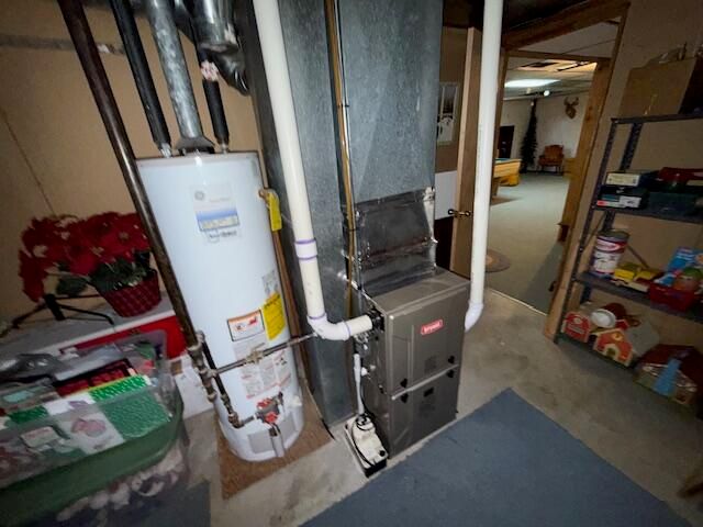 6412 E Higgins Lake Drive, Roscommon, MI 48653