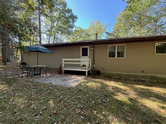 6412 E Higgins Lake Drive, Roscommon, MI 48653