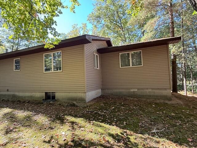 6412 E Higgins Lake Drive, Roscommon, MI 48653