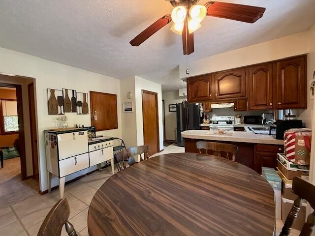 6412 E Higgins Lake Drive, Roscommon, MI 48653