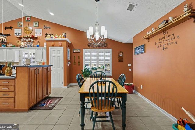 1405 Shiloh Oak Drive, Loganville, GA 30052