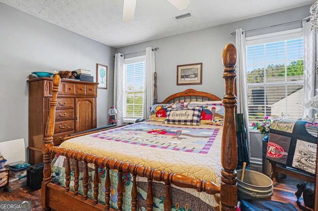 1405 Shiloh Oak Drive, Loganville, GA 30052