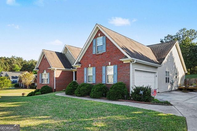 1405 Shiloh Oak Drive, Loganville, GA 30052