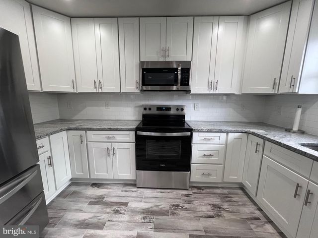 1206 SYCAMORE AVE, Croydon, PA 19021