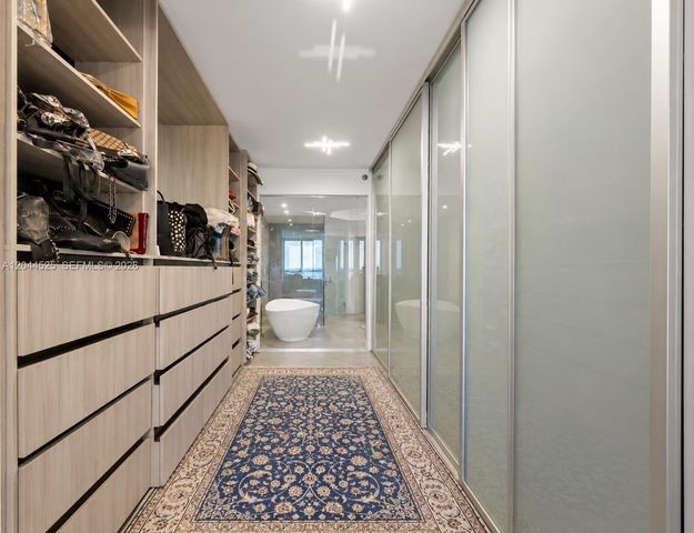 3802 NE 207th St 1101, Aventura, FL 33180