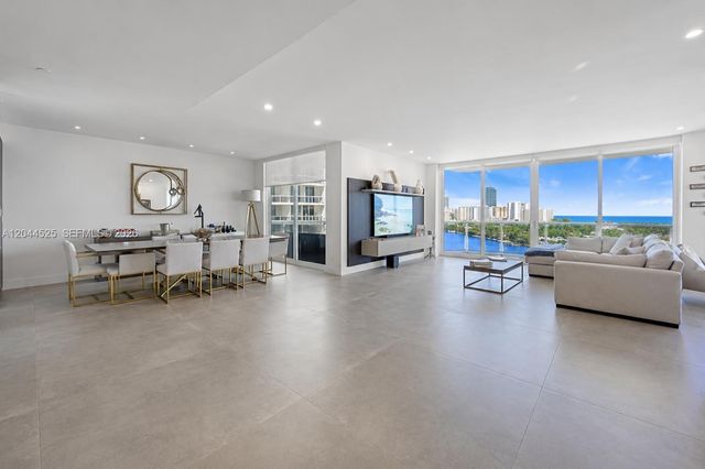 3802 NE 207th St 1101, Aventura, FL 33180