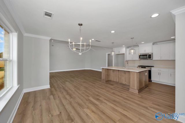 21184 Lamb Avenue, Athens, AL 35613