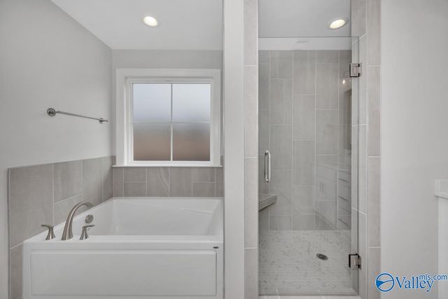 21184 Lamb Avenue, Athens, AL 35613