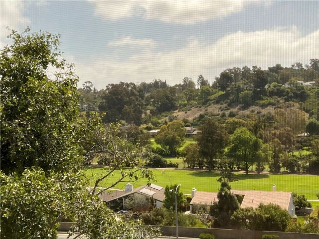 30902 Clubhouse Drive 27H, Laguna Niguel, CA 92677