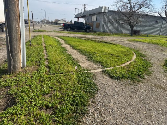 1731 E Pacheco Blvd, Los Banos, CA 93635