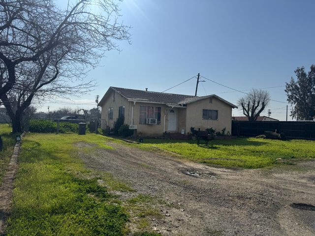 1731 E Pacheco Blvd, Los Banos, CA 93635